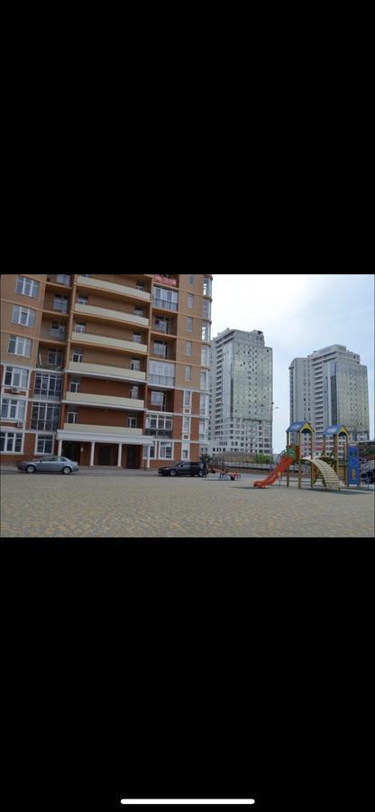 Apartment In Arсadia 2 Bedrooms Odesa Exterior foto